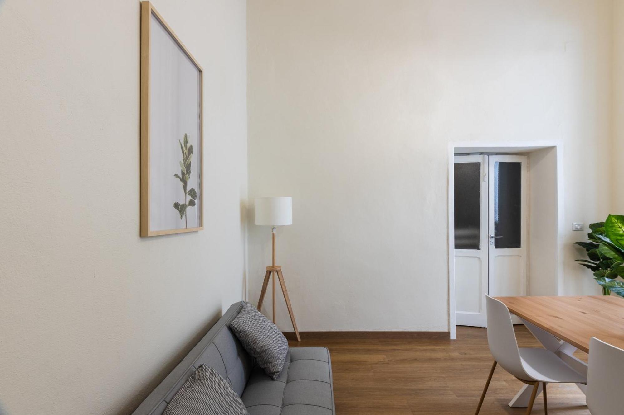 Cozy Historical Flat Napoli Apartment ภายนอก รูปภาพ